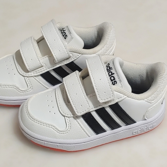 ADIDAS Unisex-Toddler Hoops Mid 2.0 Basketball Shoe Size 6K - Picture 3 of 11